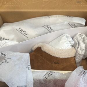 Taos Brown Suede Boots with Fur Trim